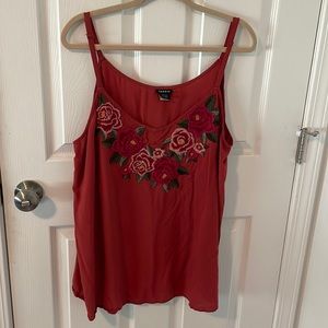 Torrid size 3 embroidered flowy cami